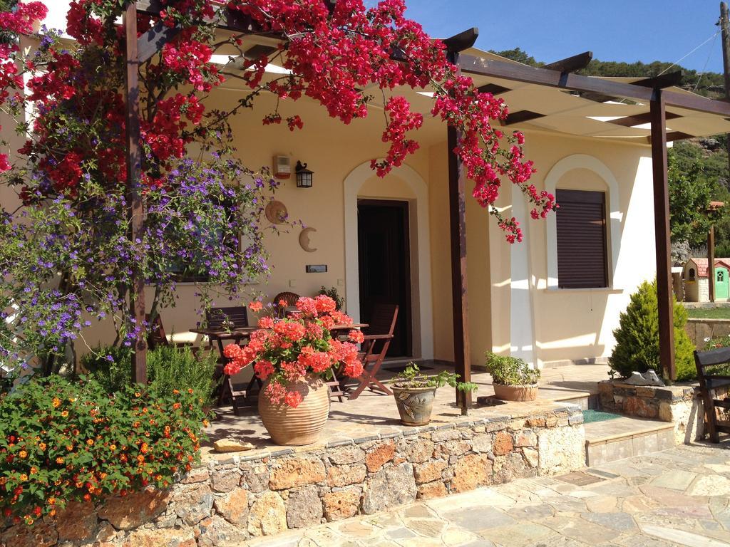 Fissi Villas Agritourism Accommodation Near The Sea Ágios Nikólaos Exterior foto