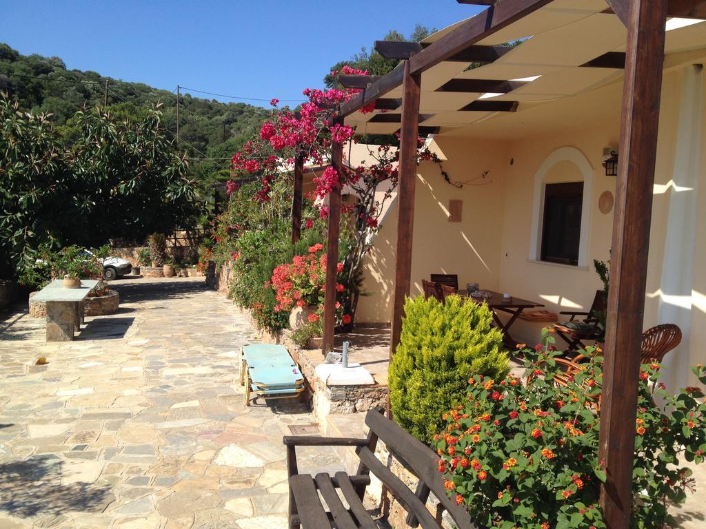 Fissi Villas Agritourism Accommodation Near The Sea Ágios Nikólaos Exterior foto