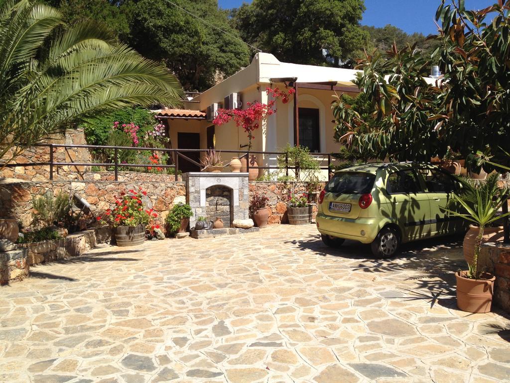 Fissi Villas Agritourism Accommodation Near The Sea Ágios Nikólaos Exterior foto